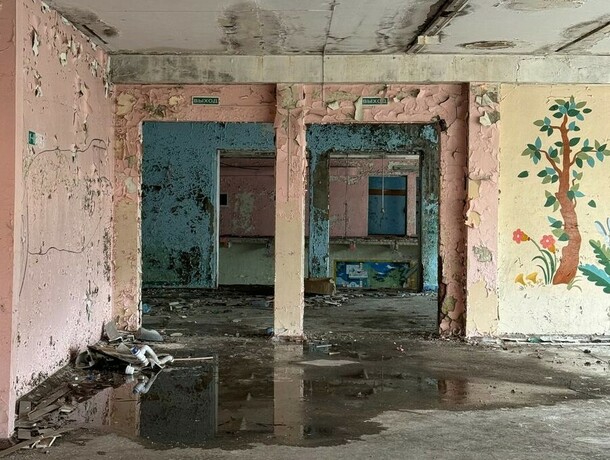 Жалко что столько денег и труда было вложено амурчане побывали в заброшенном лагере Юный бамовец и были поражены его состоянием 