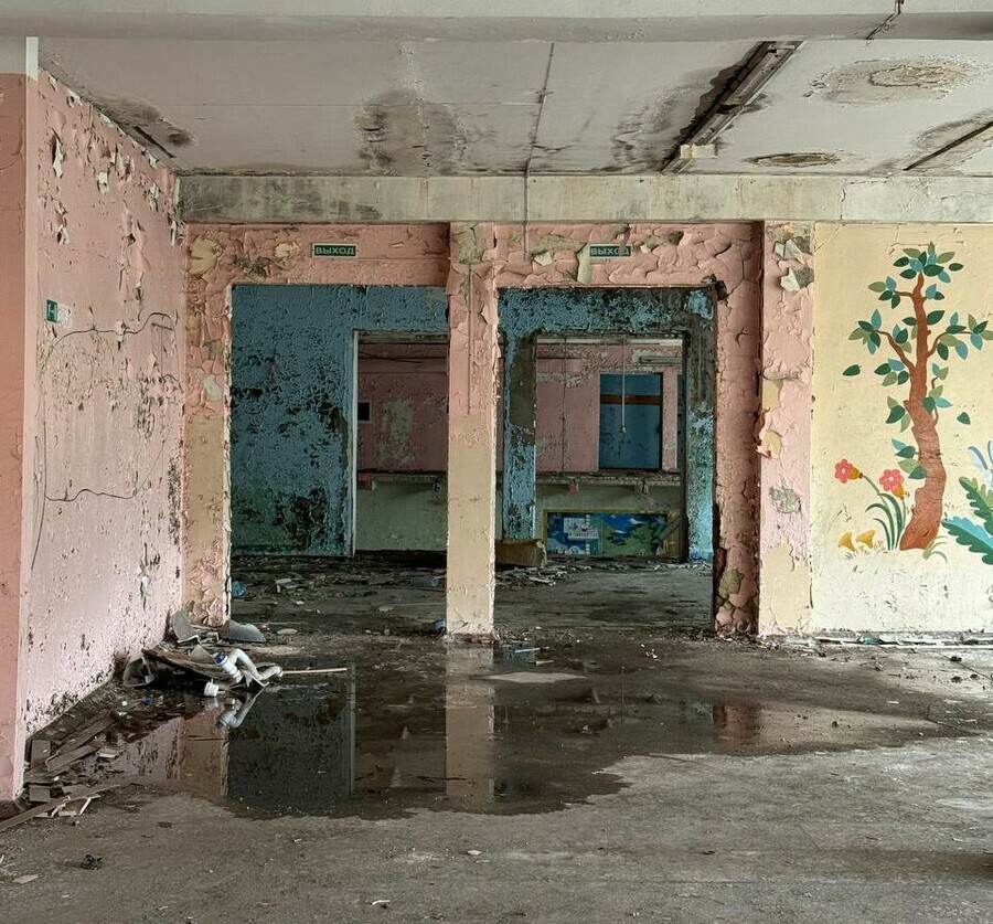 Жалко что столько денег и труда было вложено амурчане побывали в заброшенном лагере Юный бамовец и были поражены его состоянием 