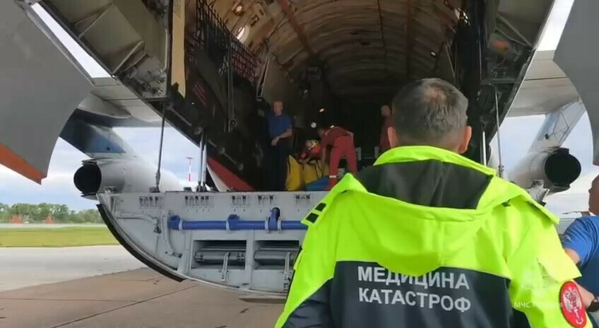 В Благовещенск прибыл спецборт для эвакуации пострадавших после ЧП на АГХК видео