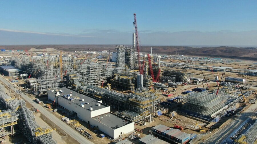 Жители ближайших к АГХК сел жалуются на запах газа В районе ЧП ведут мониторинг воздуха