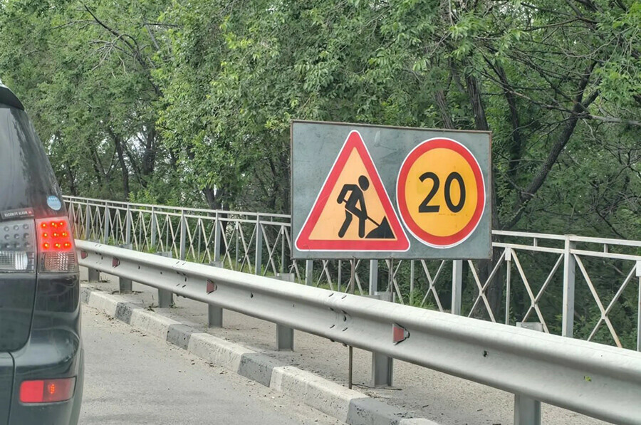 Аварийный путепровод в Белогорске закроют для транспорта