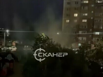 У нас во дворе чтото взорвалось жители многоэтажки Благовещенска перепугались изза шума видео
