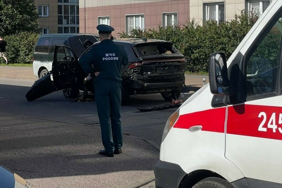 Оторвало ноги в Петербурге взорвался автомобиль высокопоставленного военного