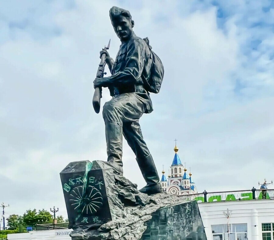 Япония потребовала демонтировать открытый несколько дней назад мемориал Победы над Японией в Хабаровске