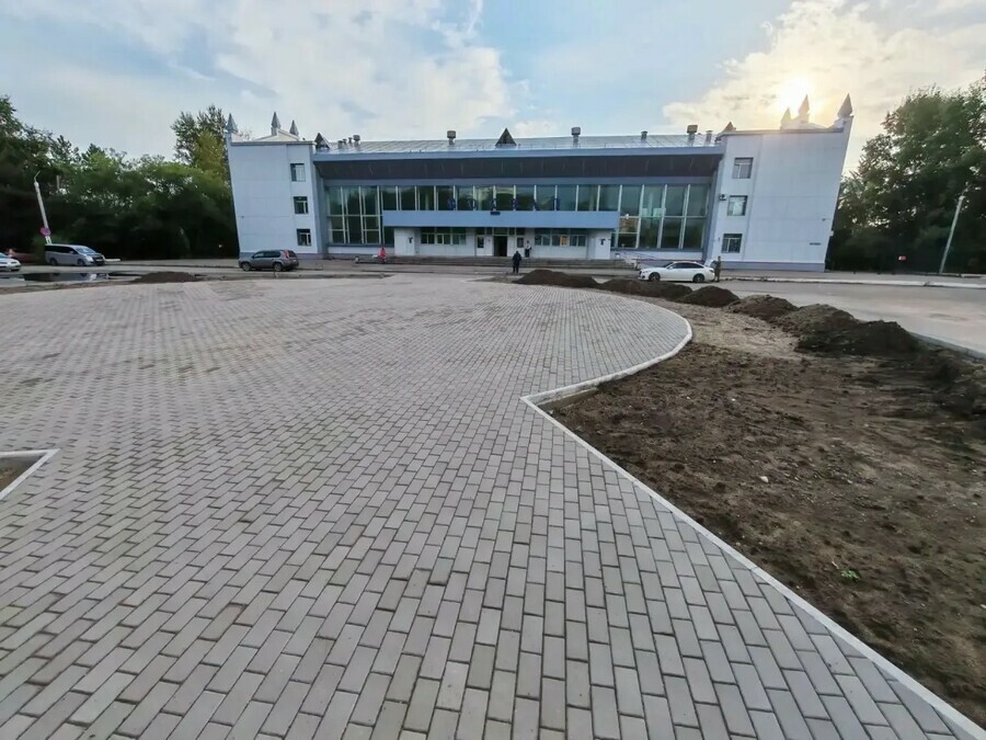 В Свободном обновилась привокзальная площадь
