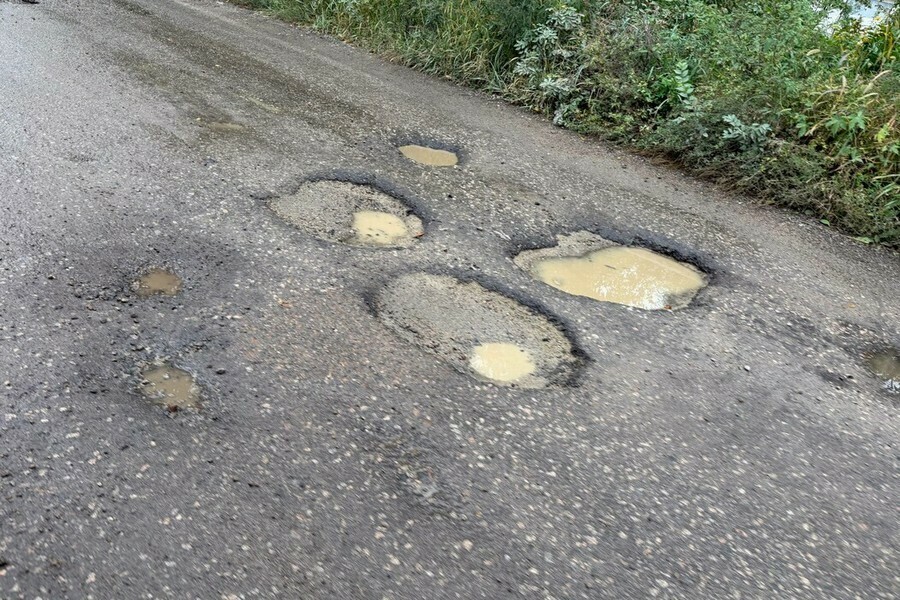 Власти Благовещенска рассказали будут ли ремонтировать разбитые дороги на которые жаловались горожане 
