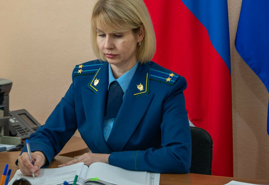 Амурчанин угрожал избиением работнику уголовноисправительной системы