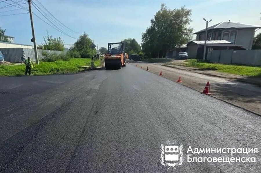 Мэрия в этом сезоне объем ямочного ремонта дорог в Благовещенске отличился необычайным масштабом фото