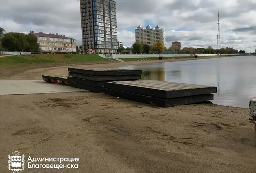 В Благовещенске можно будет круглогодично купаться в понтонном бассейне 