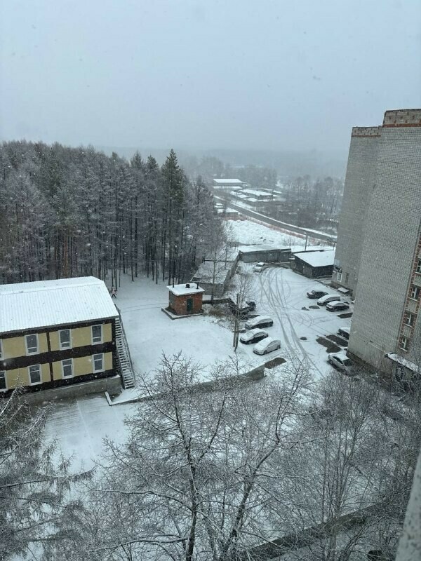 В северной столице Приамурья выпал первый снег фото