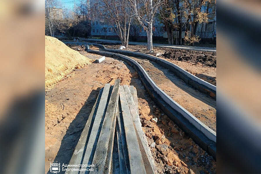 Очередной сквер начали благоустраивать в Благовещенске