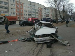 Он уже елееле хрипел Стали известны подробности тройного ДТП В Благовещенске фото видео