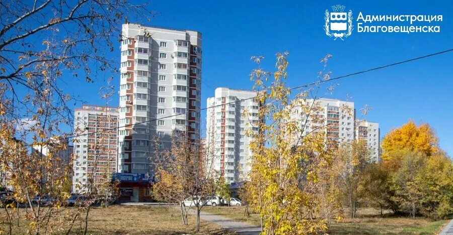 В Благовещенске изза элементов детской площадки затянулся ремонт на теплосетях 