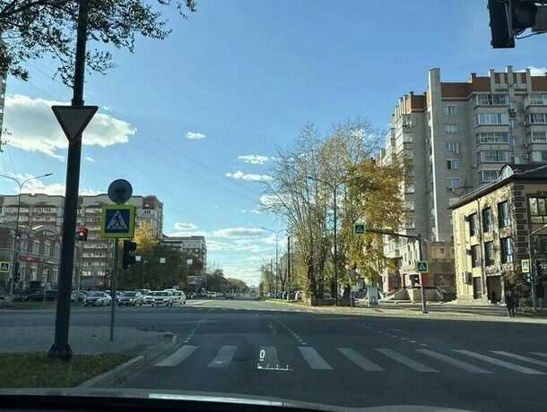 В Благовещенске не планируют менять разметку на перекрестках где водители упираются в бордюр фото 