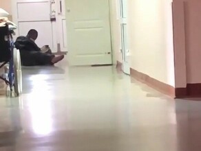 В действиях медперсонала Райчихинской больницы где пациент полз по коридору нашли нарушения