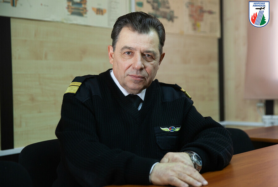 Сотни спасенных жизней героическому амурскому пилоту Владимиру Круглику присвоено звание Заслуженный пилот России