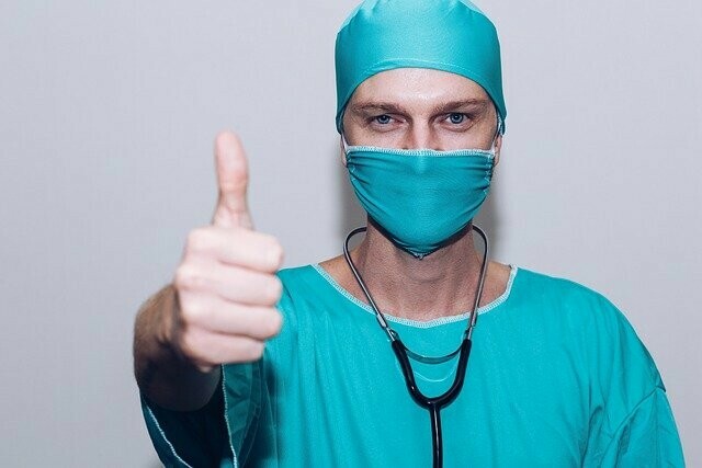 Медикам желающим работать на севере Приамурья выплатят по 3 и 5 миллионов рублей